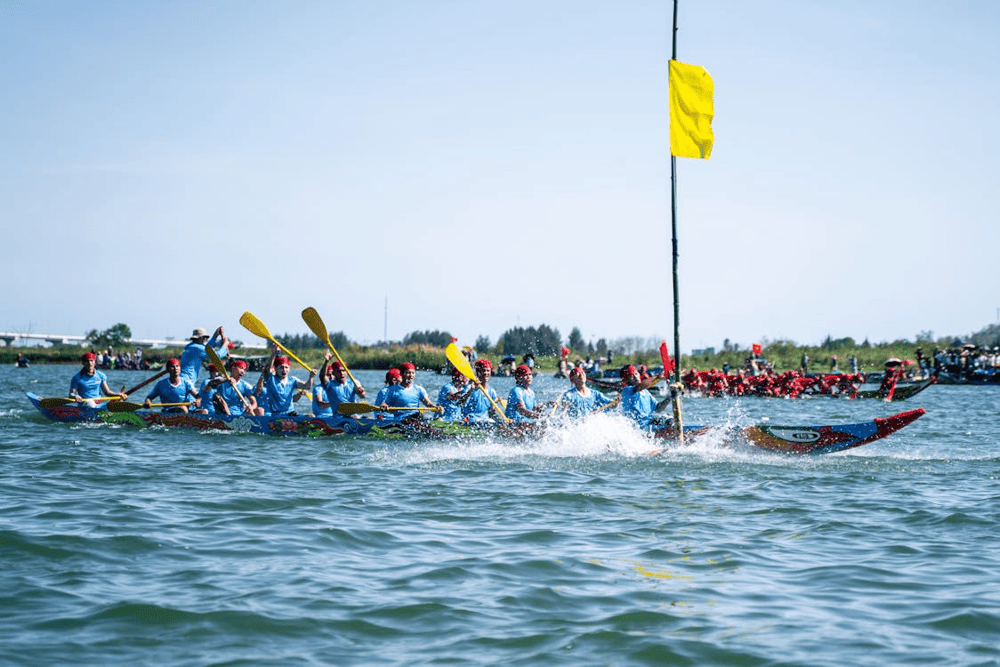 The Ok Om Bok Festival honors the moon and harvest season with traditional boat races and Khmer cultural rituals in southern Vietnam (Source: Pexels)